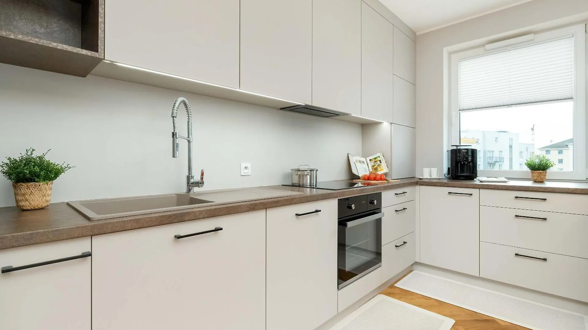 Bright Apartment Kazimierza Wielkiego Perfect For Remote Work By Noclegi Renters Gdansk 0*,